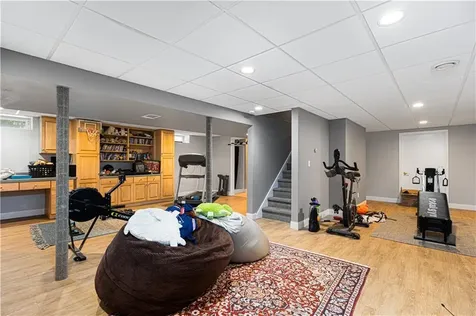 1 Pierce Court Barrington RI 02806