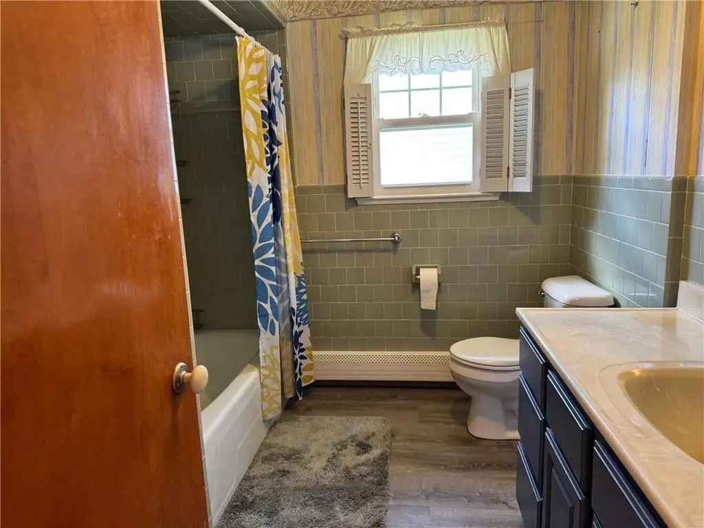 150 Salem Avenue Cranston RI 02920