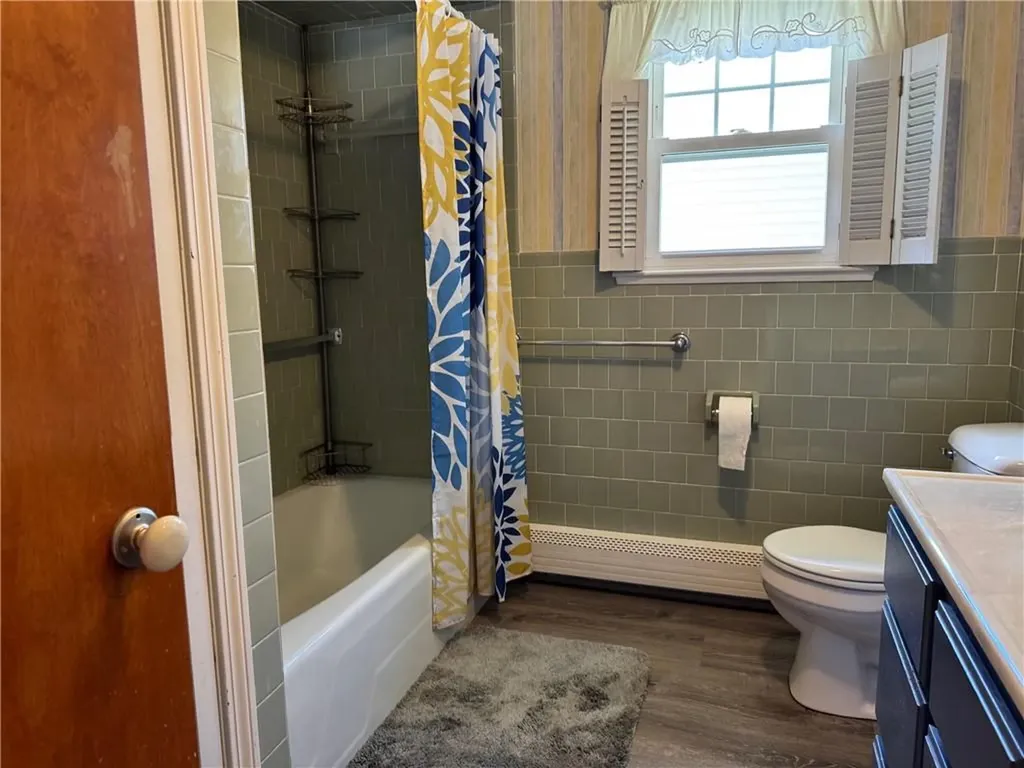 150 Salem Avenue Cranston RI 02920