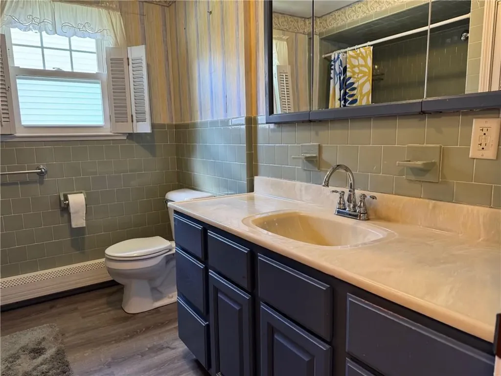 150 Salem Avenue Cranston RI 02920