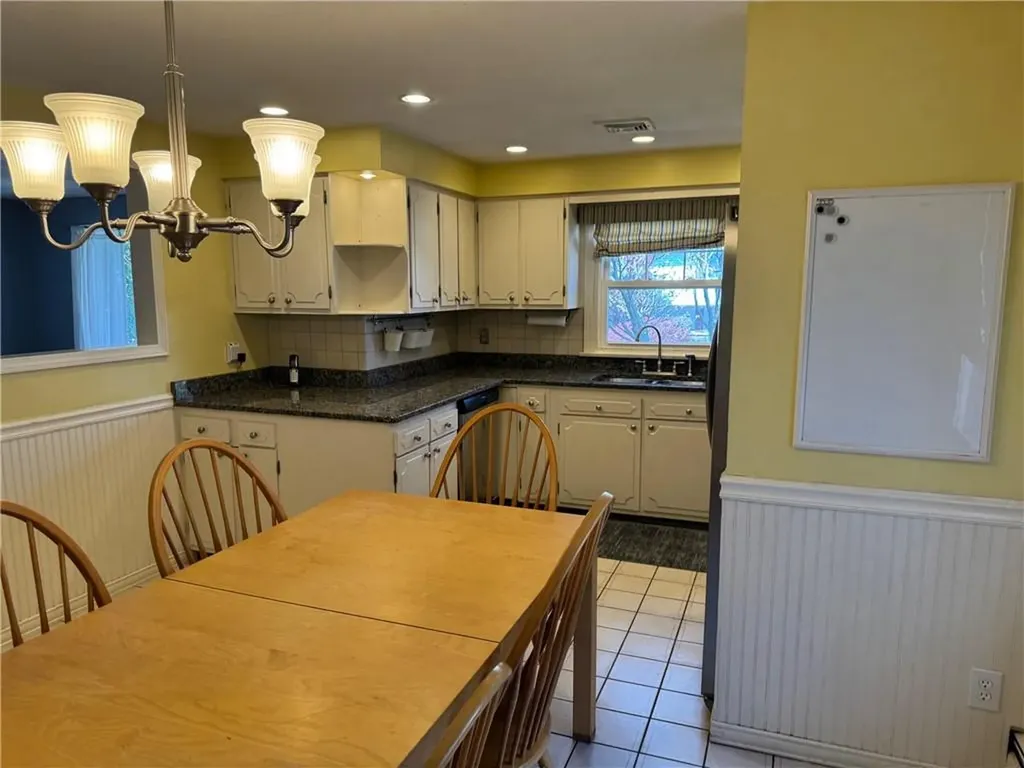 150 Salem Avenue Cranston RI 02920