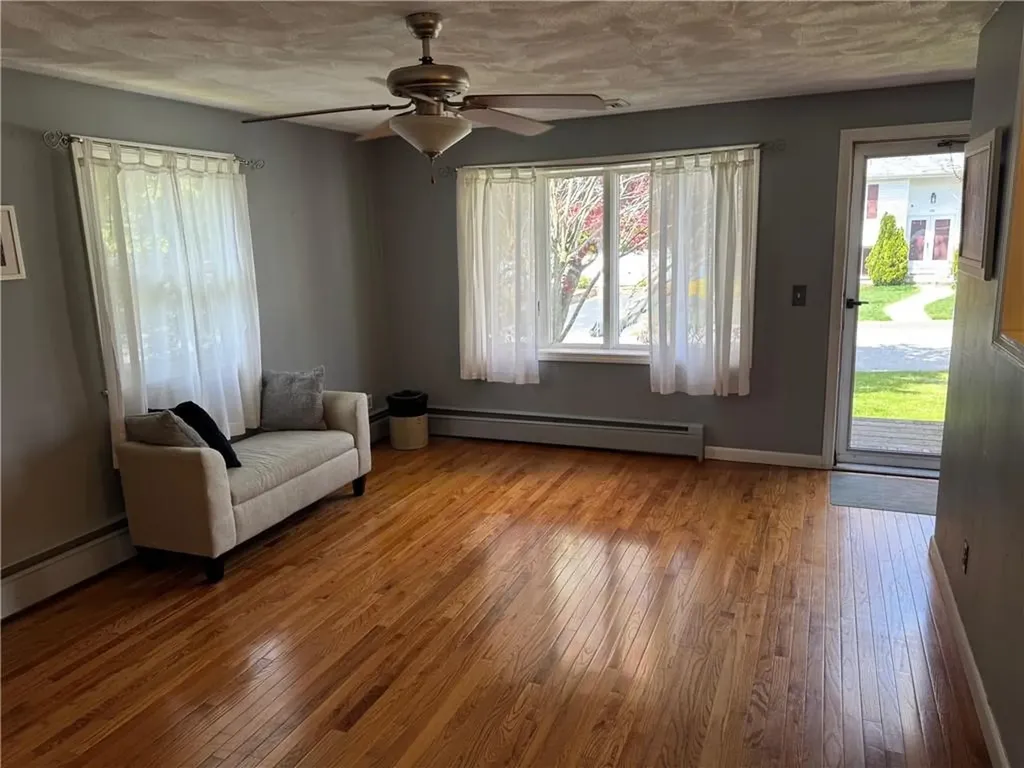 150 Salem Avenue Cranston RI 02920