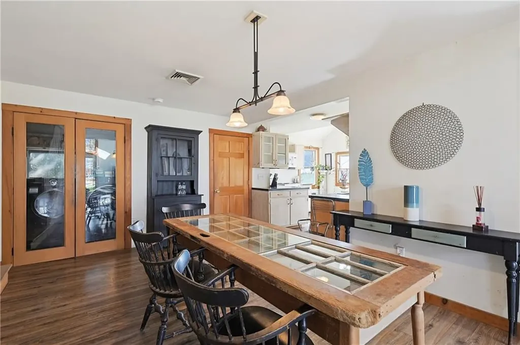 68 Pershing Avenue Tiverton RI 02878