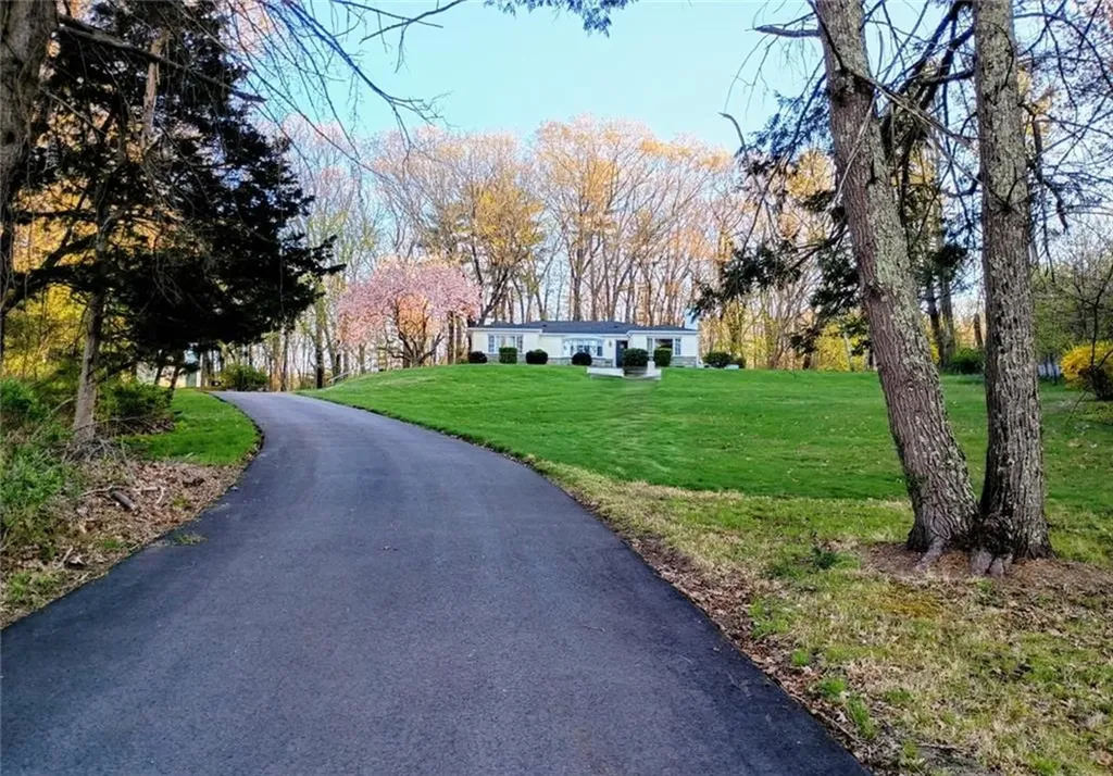 6 Old Pound Hill Road North Smithfield RI 02896