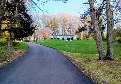 6 Old Pound Hill Road North Smithfield RI 02896