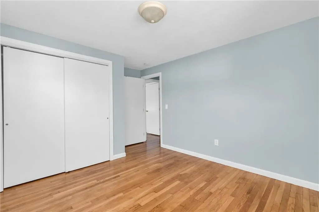 6 Acre Avenue Barrington RI 02806
