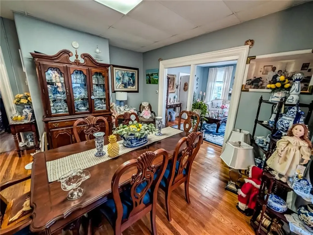 20 Henry Street Cranston RI 02905