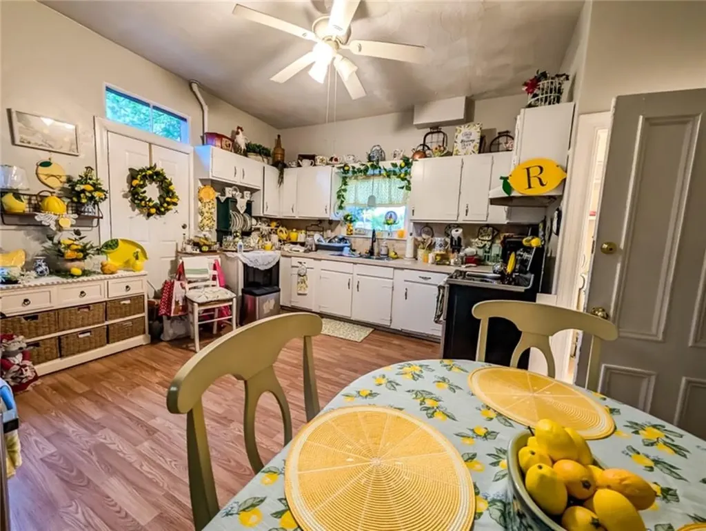 20 Henry Street Cranston RI 02905
