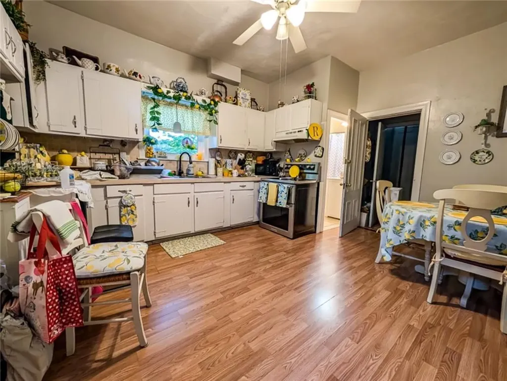 20 Henry Street Cranston RI 02905