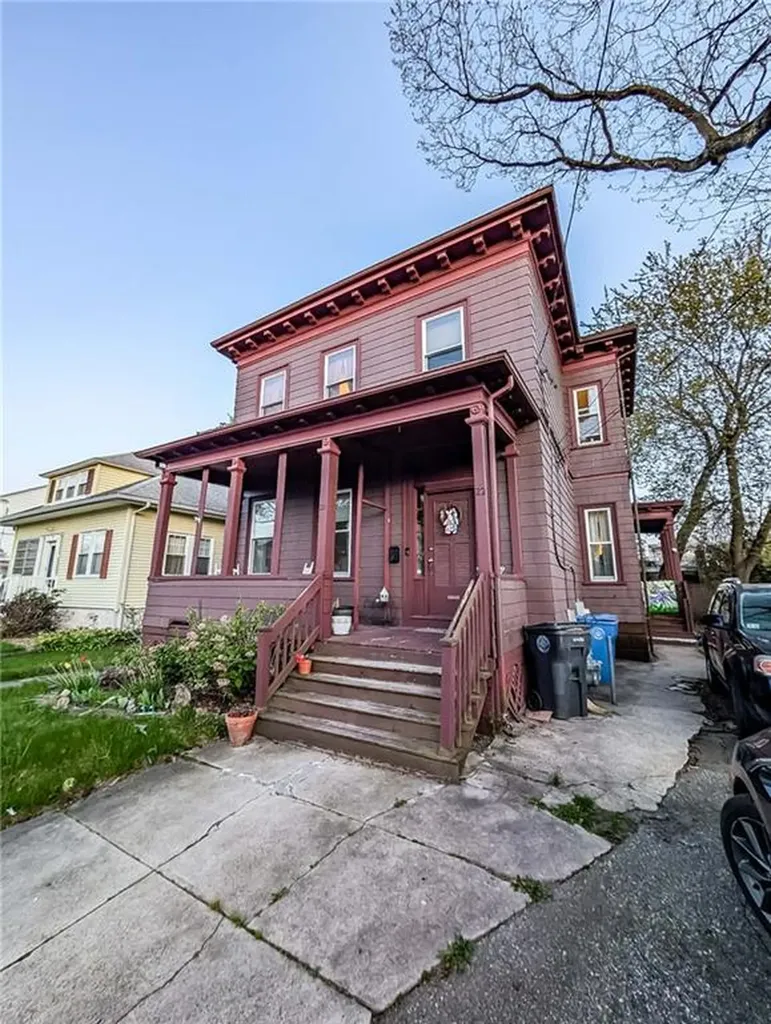20 Henry Street Cranston RI 02905