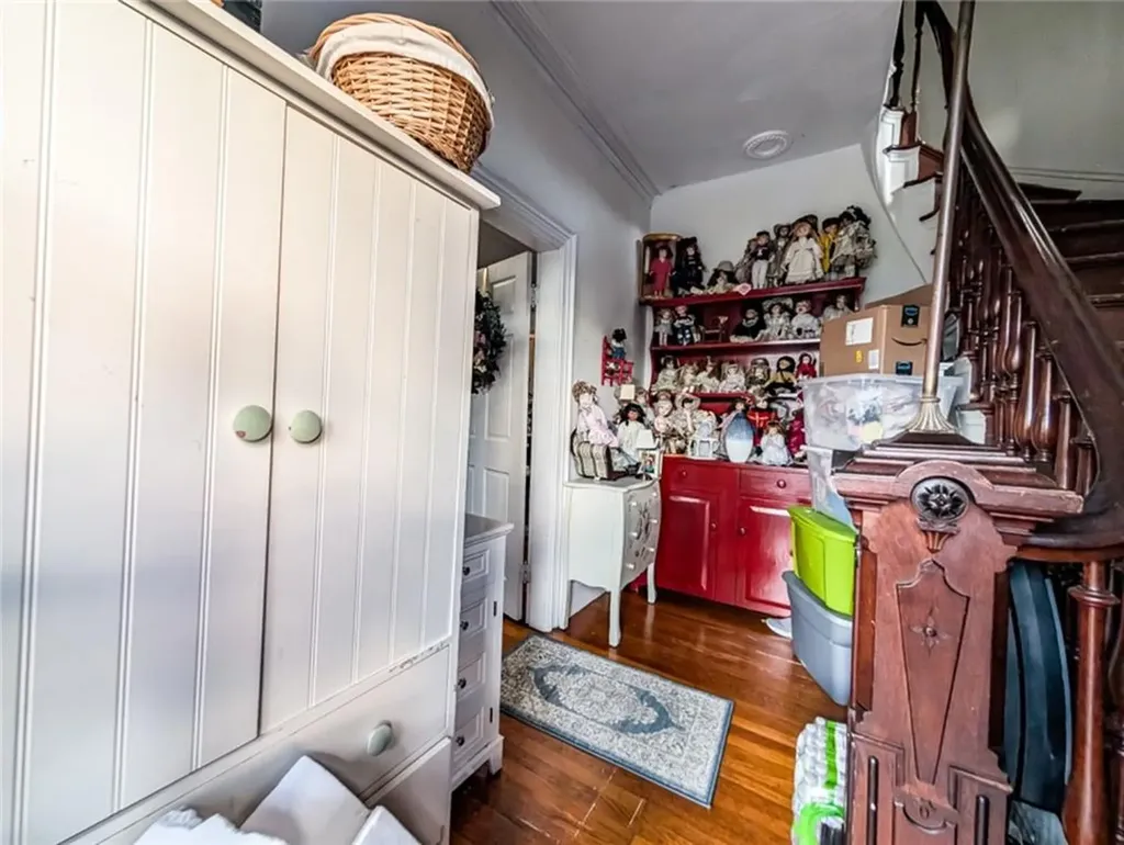 20 Henry Street Cranston RI 02905