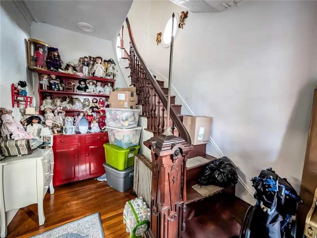 20 Henry Street Cranston RI 02905
