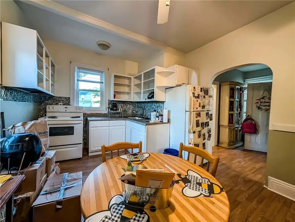 20 Henry Street Cranston RI 02905