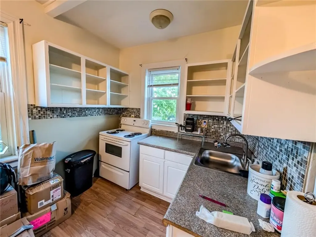 20 Henry Street Cranston RI 02905