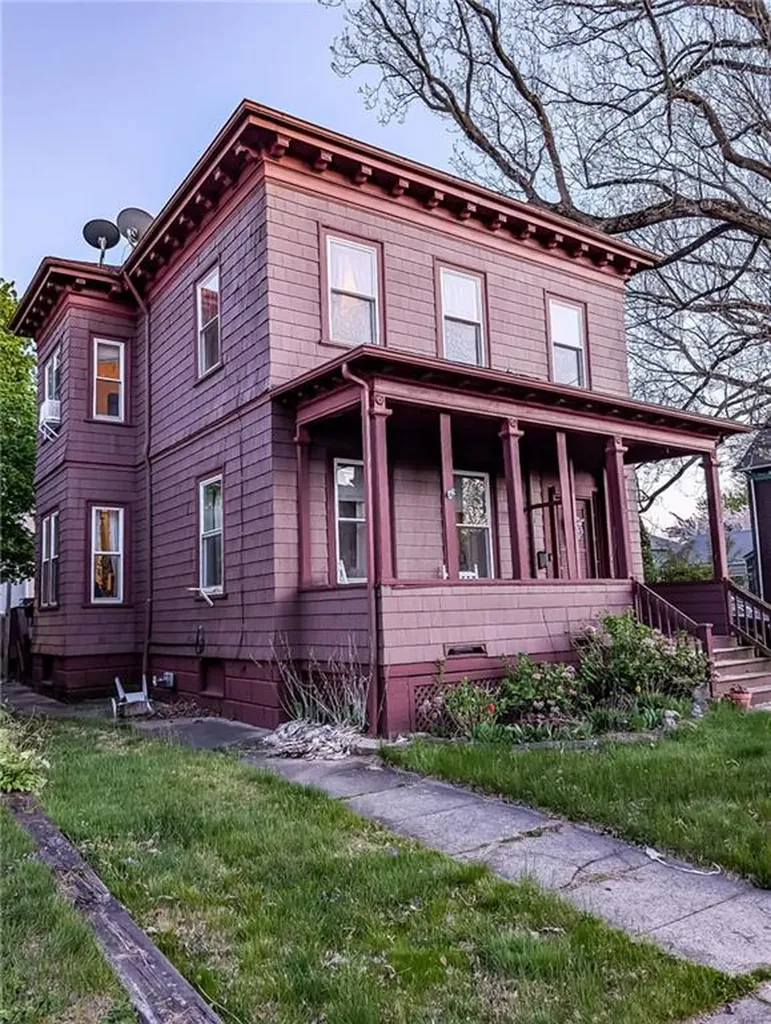 20 Henry Street Cranston RI 02905