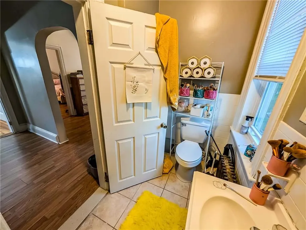 20 Henry Street Cranston RI 02905