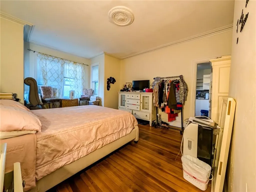 20 Henry Street Cranston RI 02905