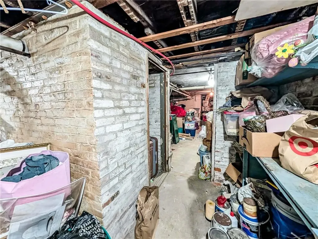20 Henry Street Cranston RI 02905