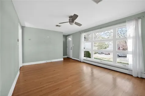 68 Madeleine Avenue Woonsocket RI 02895