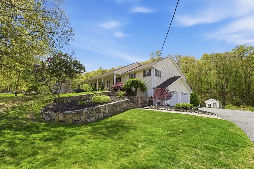 99 Burlingame Road Smithfield RI 02917