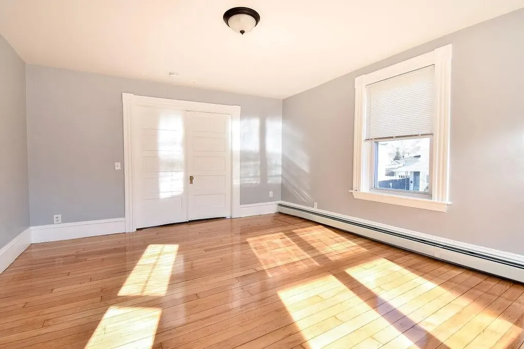 141 Bourne Avenue East Providence RI 02916