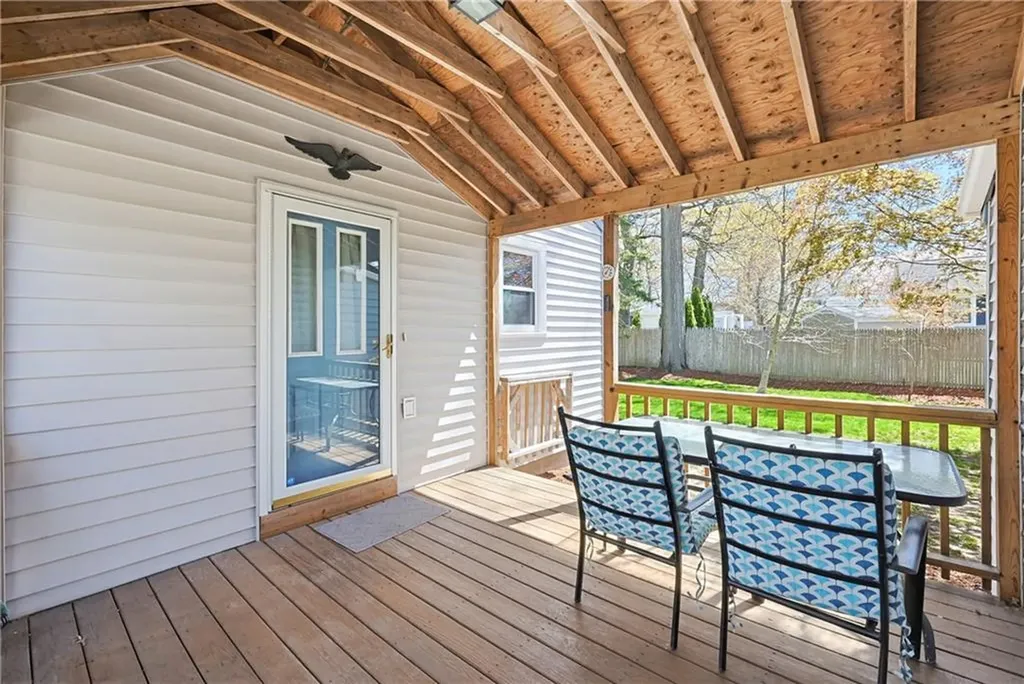 26 Alton Ave Avenue Cumberland RI 02864