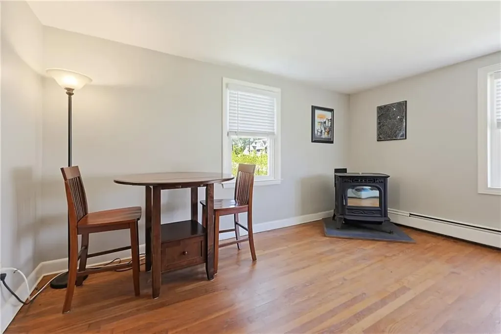 26 Alton Ave Avenue Cumberland RI 02864