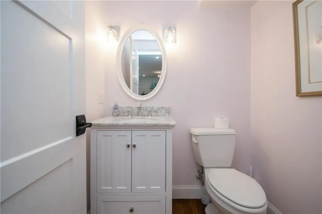 58 Collins Street Bristol RI 02809