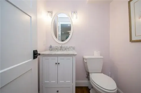 58 Collins Street Bristol RI 02809