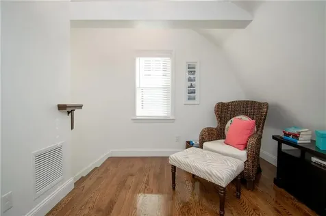 58 Collins Street Bristol RI 02809