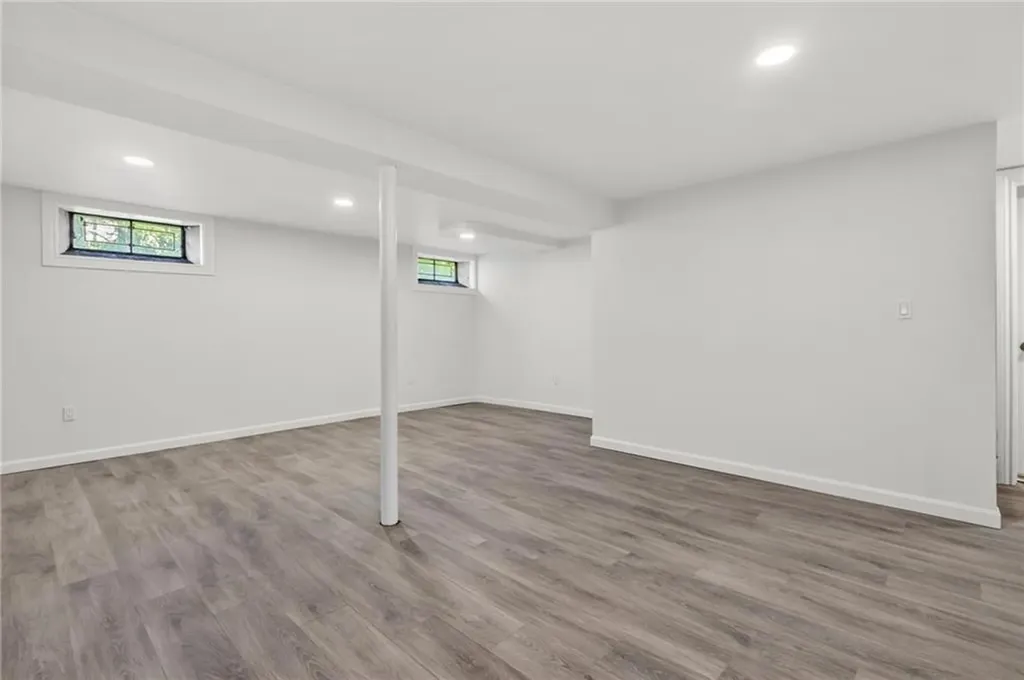 101 Bateman Avenue Cranston RI 02920