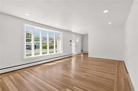 101 Bateman Avenue Cranston RI 02920