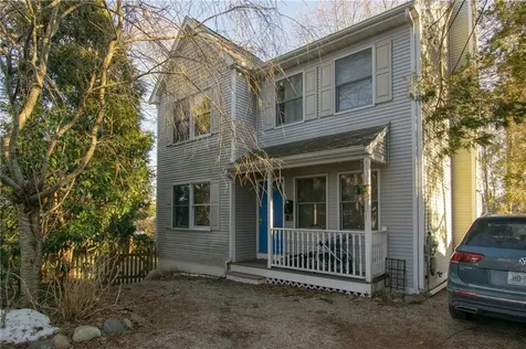 20 Findlay Place Newport RI 02840