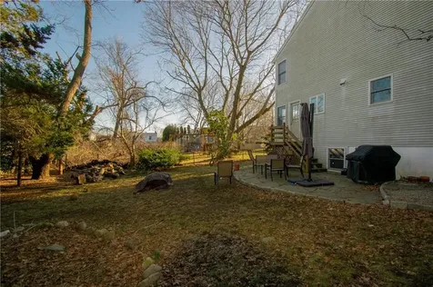 20 Findlay Place Newport RI 02840