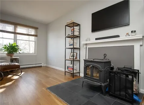 20 Findlay Place Newport RI 02840