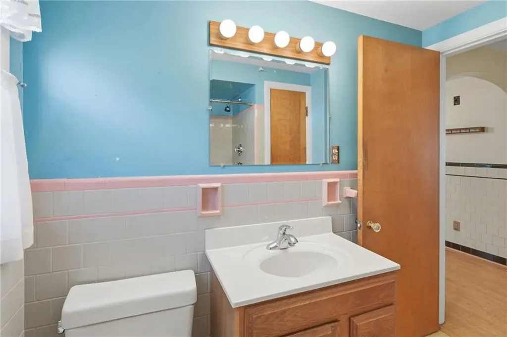 15 Valley View Drive Cumberland RI 02864
