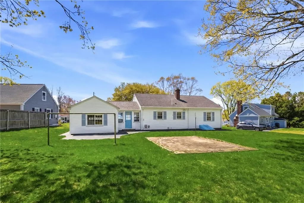15 Valley View Drive Cumberland RI 02864