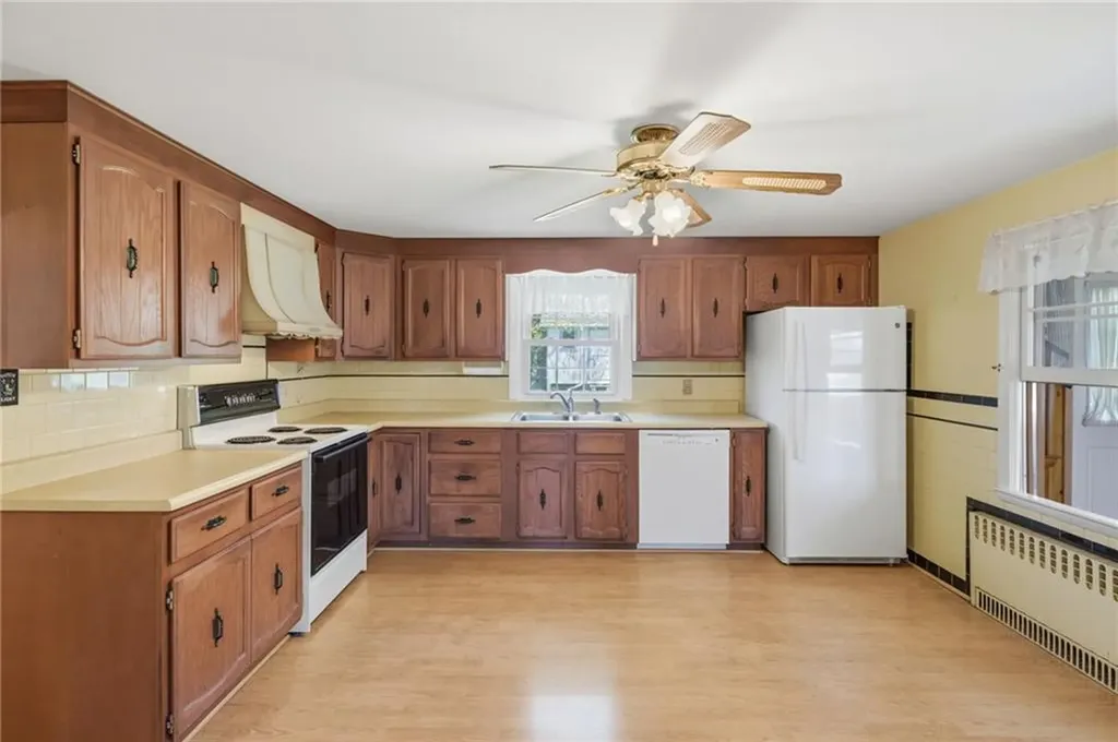 15 Valley View Drive Cumberland RI 02864