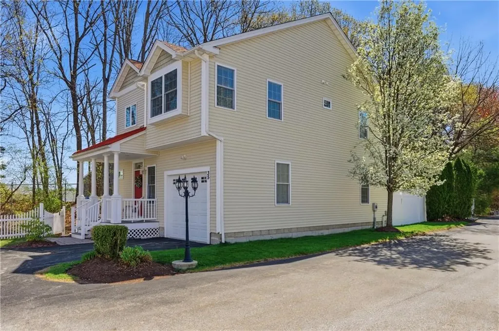 164 Bear Hill Road Cumberland RI 02864