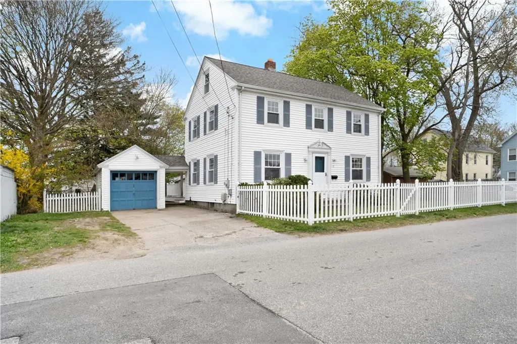 15 Cooper Street East Providence RI 02914