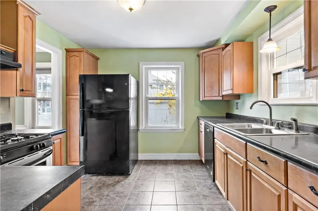 15 Cooper Street East Providence RI 02914