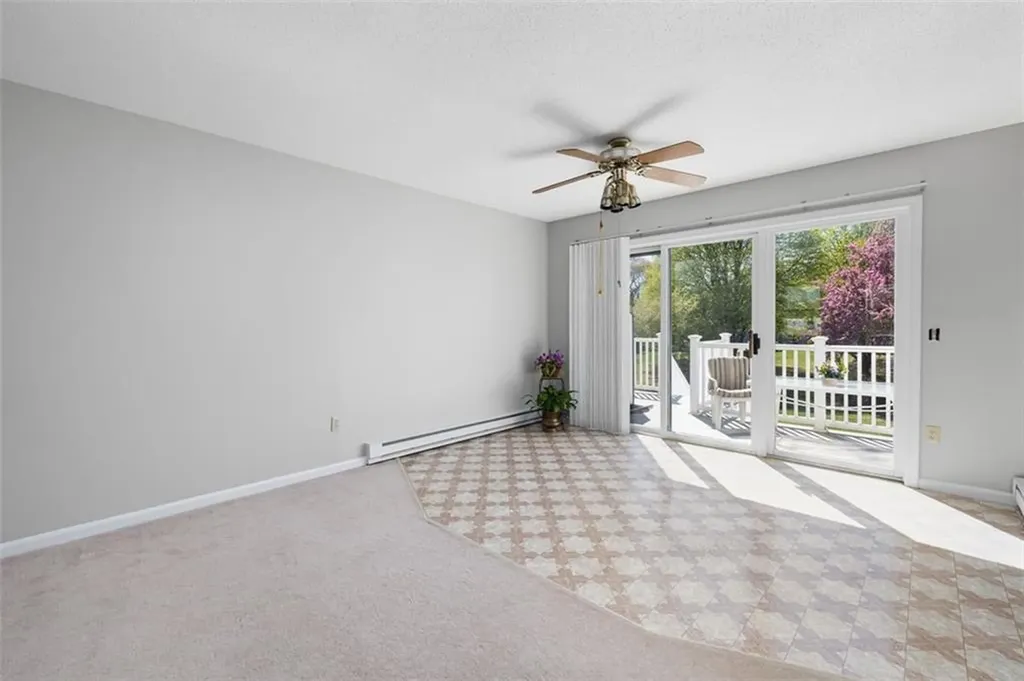1 Willow Glen Circle Warwick RI 02889