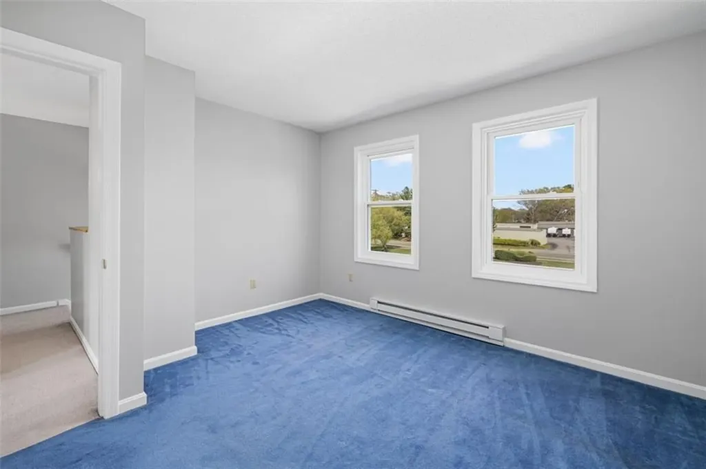 1 Willow Glen Circle Warwick RI 02889