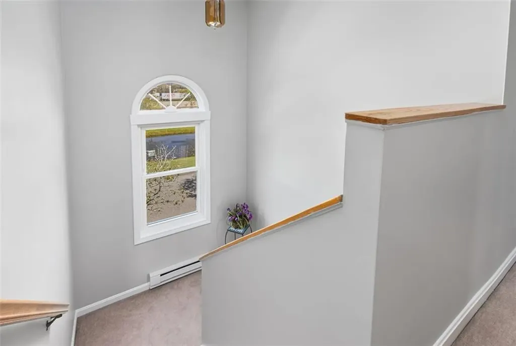 1 Willow Glen Circle Warwick RI 02889