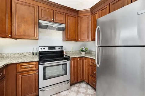 1 Willow Glen Circle Warwick RI 02889