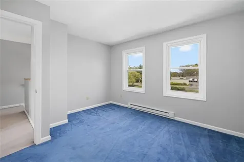 1 Willow Glen Circle Warwick RI 02889