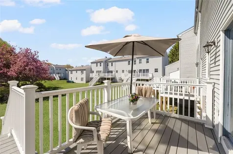 1 Willow Glen Circle Warwick RI 02889