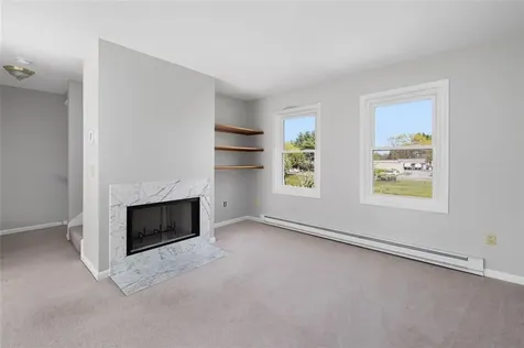 1 Willow Glen Circle Warwick RI 02889