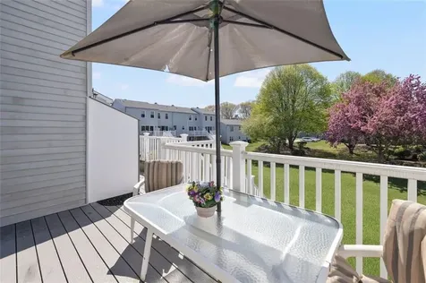 1 Willow Glen Circle Warwick RI 02889