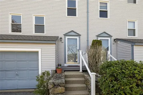1 Willow Glen Circle Warwick RI 02889